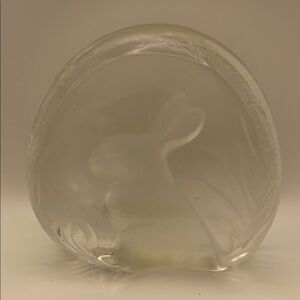 Elegant Frosted 24% Lead Crystal Rabbit Paperweight